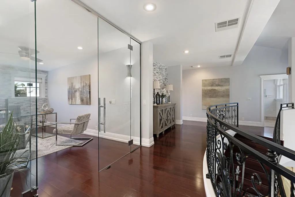 Home new room at cat walk